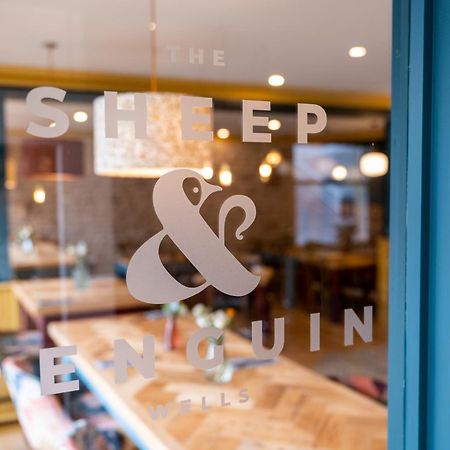 The Sheep And Penguin Hotel Wells Buitenkant foto
