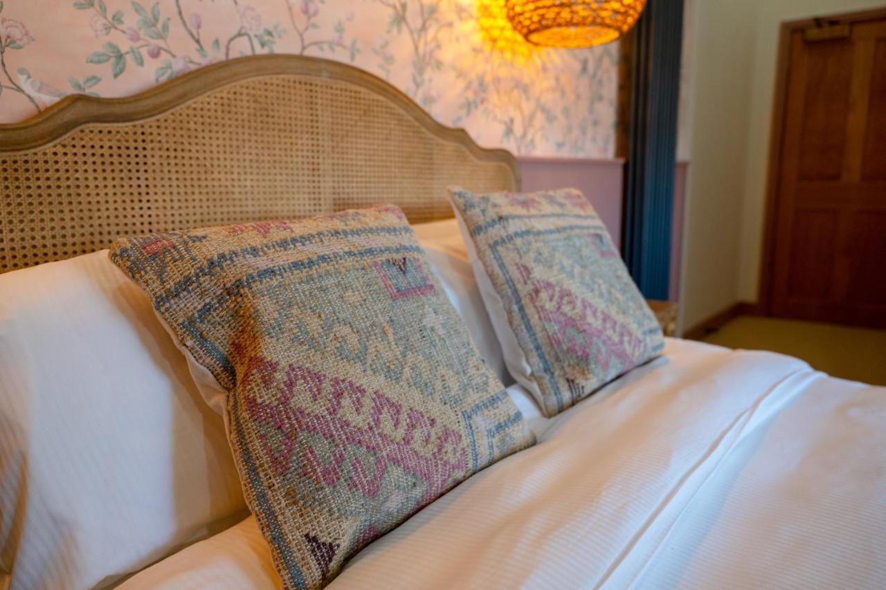 The Sheep And Penguin Hotel Wells Buitenkant foto